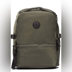 Lululemon new crew backpack 22L army green- unisex